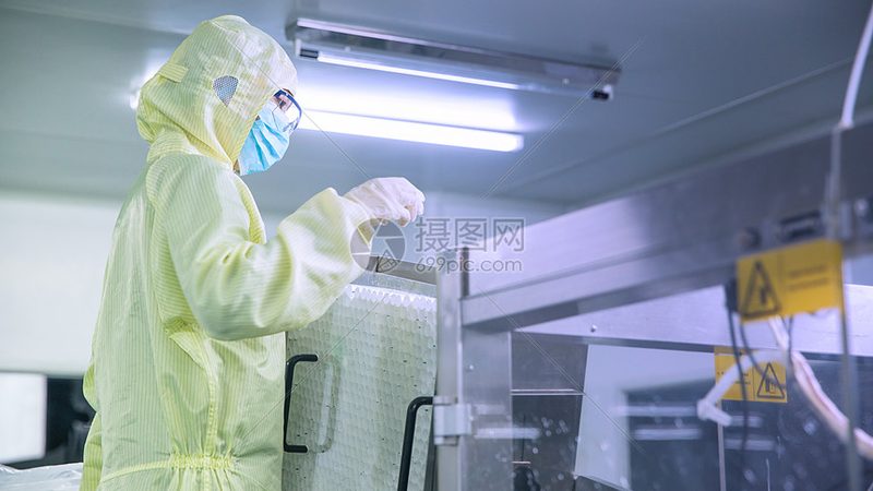 揭秘小型台式离心机：厂家直供关键参数解析